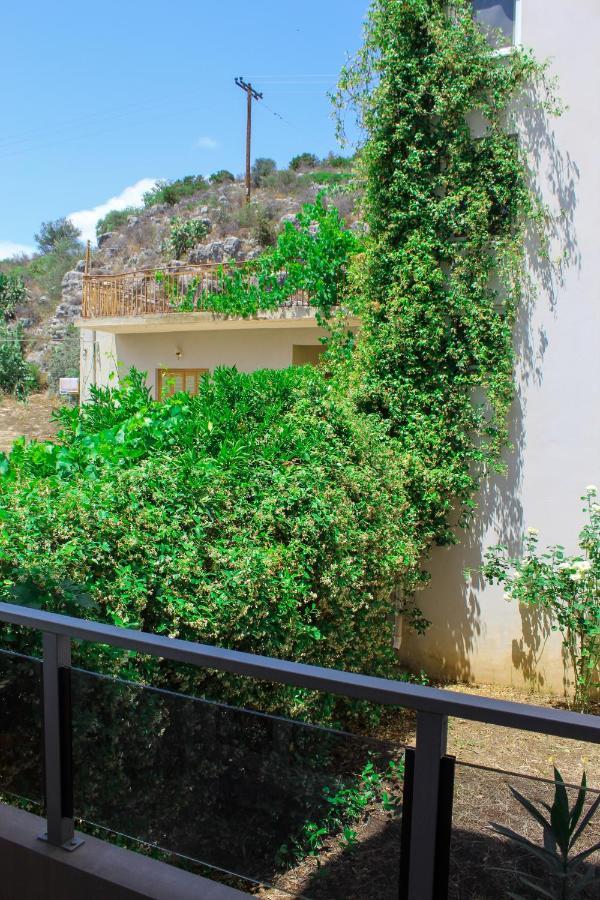 Apanema Apartments Vivári Exterior photo