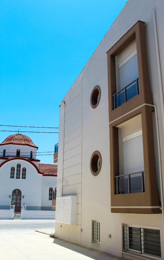 Apanema Apartments Vivári Exterior photo