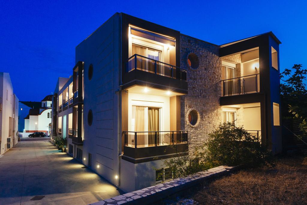 Apanema Apartments Vivári Exterior photo